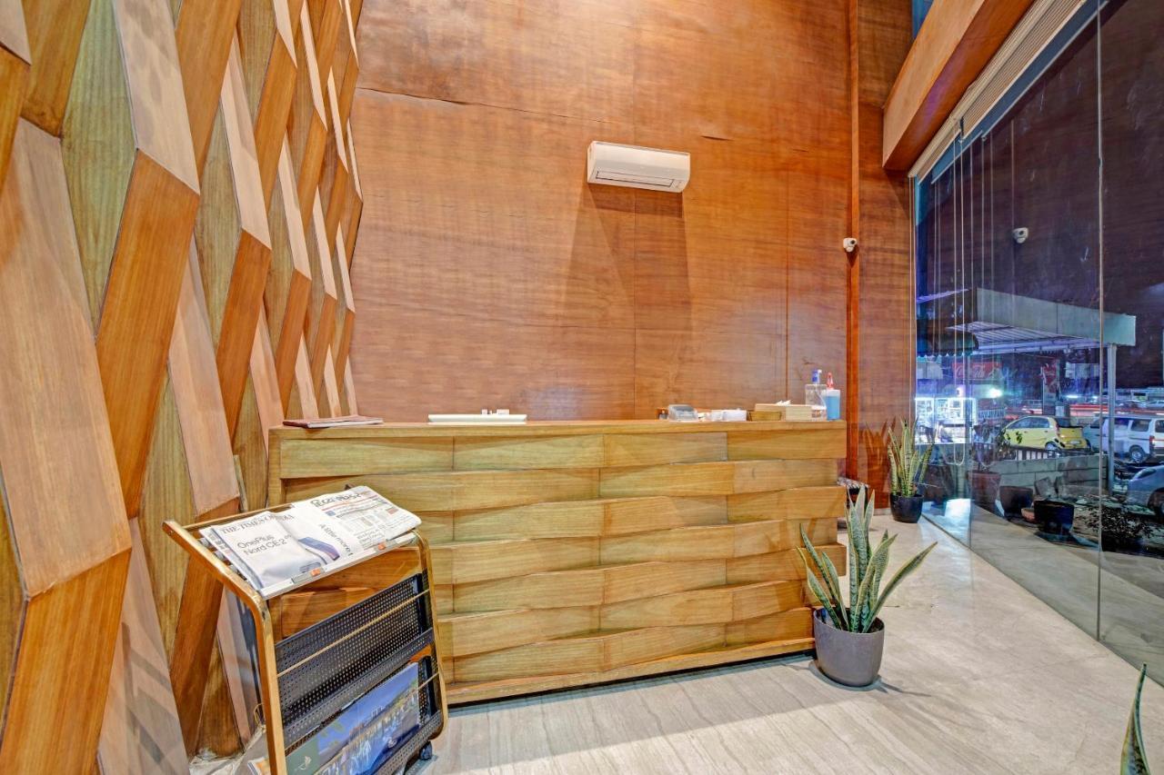 Hotel Navjivan Himatnagar Екстер'єр фото