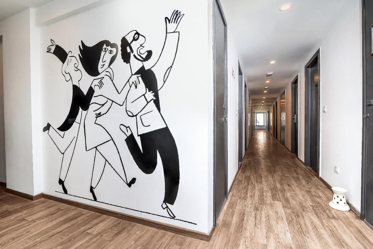 Hotel Navjivan Himatnagar Екстер'єр фото