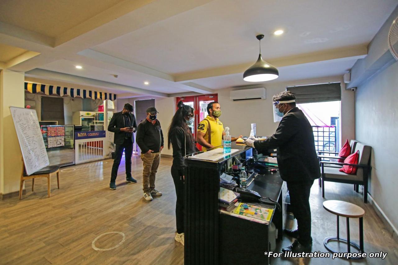 Hotel Navjivan Himatnagar Екстер'єр фото